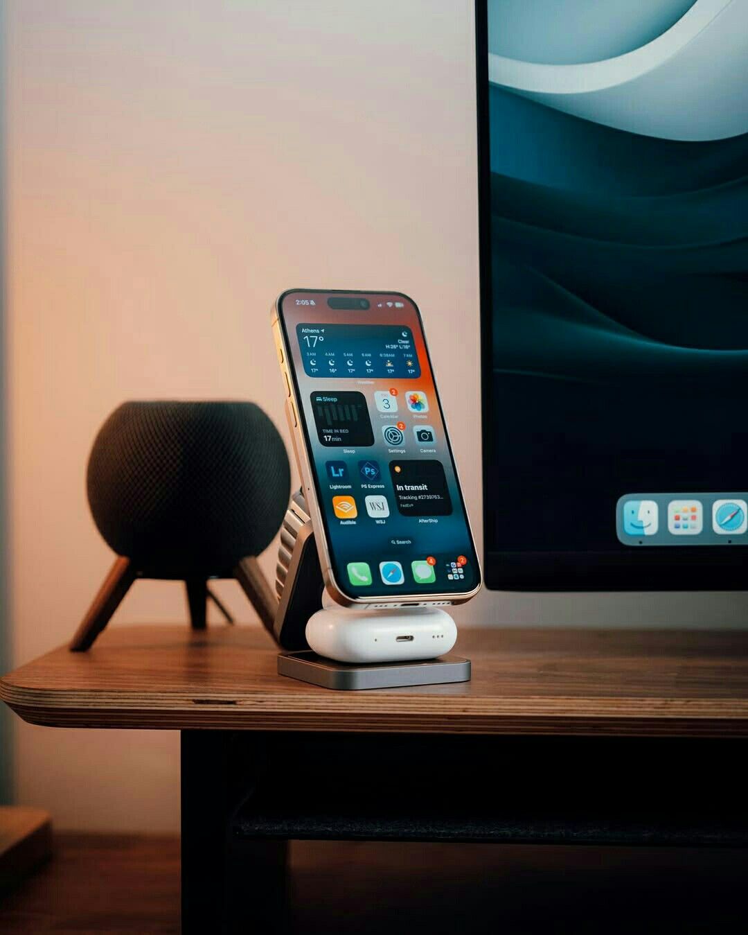 Novexa™ Manyetik 3-ü-1 Kablosuz Şarj Standı – iPhone, Apple Watch & AirPods Uyumlu